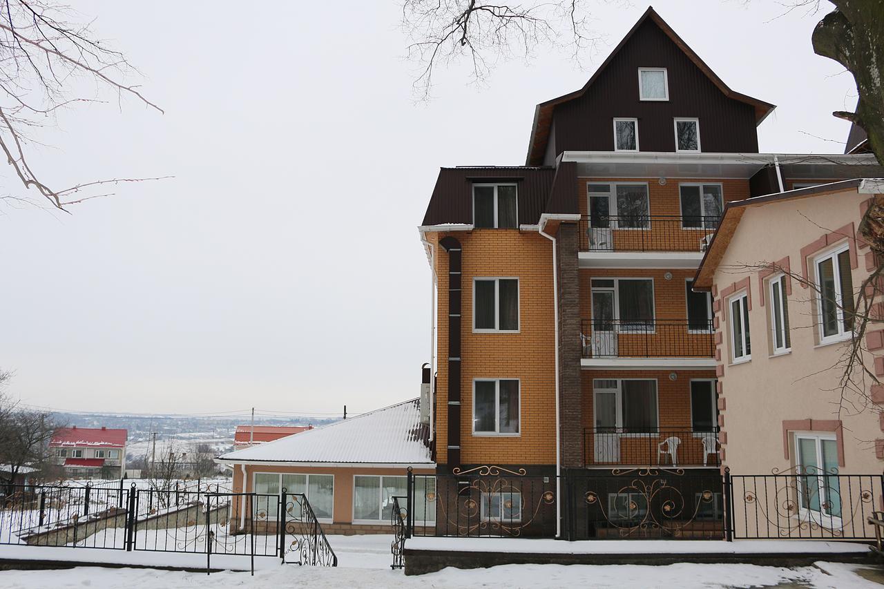 Vitapark Sonyachnyy Provans Сатанов Экстерьер фото